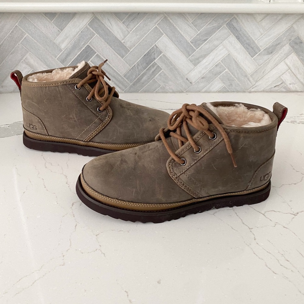 Ugg Neumel Boot womens 9, men’s 7, euro 40